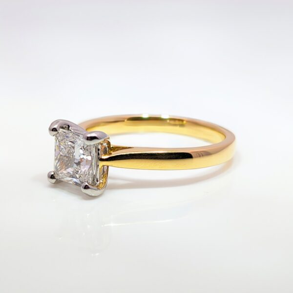 Square cut (Princess) 1.15cts VVS2 clarity lab grown diamond ring set in an 18ct yellow gold and platinum band. Complete with IGI certification.