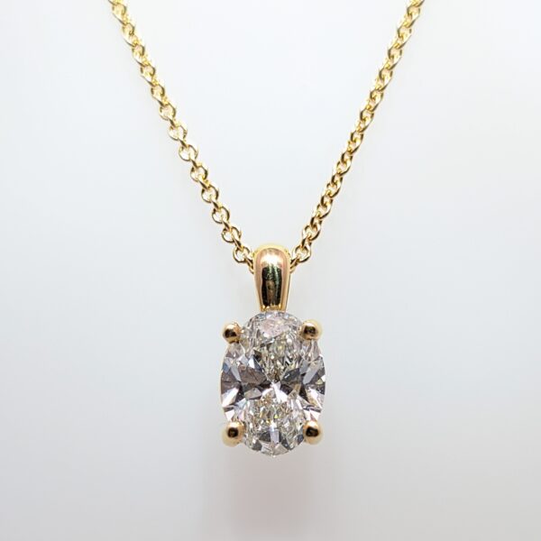 Discover our 1.52ct Oval Solitaire Pendant set in 18ct Yellow Gold. D VS1 IGI Certificated Lab-Created Diamond (Chain sold separately)