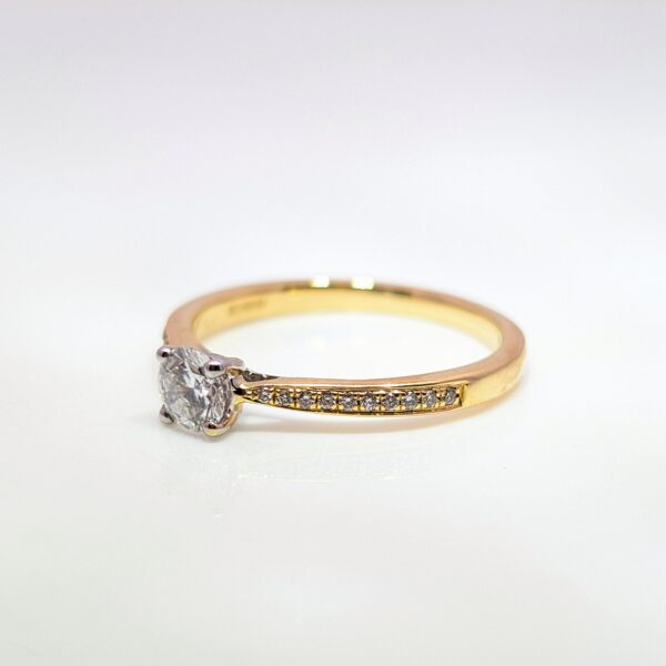 0.30ct Round Brilliant Diamond Ring 18ct Yellow Gold