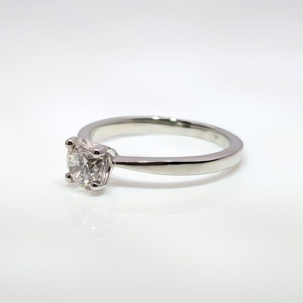 Pre-Loved Platinum 0.80ct Solitaire Diamond Engagement Ring