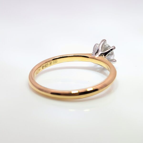 18ct Yellow Gold 0.72ct Round Brilliant Cut Diamond Six Claw Engagement Ring. E Colour. SI2 Clarity. GIA Certified 