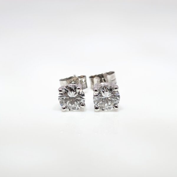 9ct White Gold 1ct Lab Grown Diamond Stud Earrings